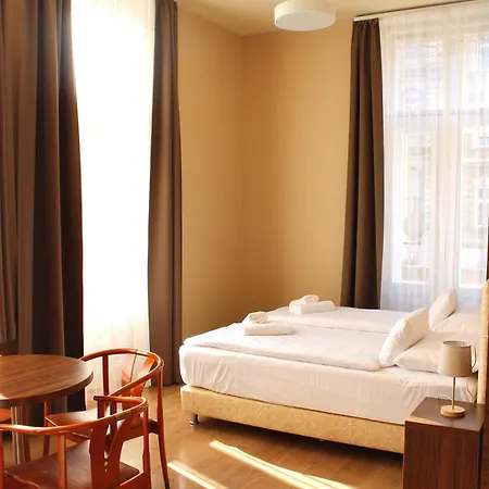 Livora Boutique Szálloda 3*