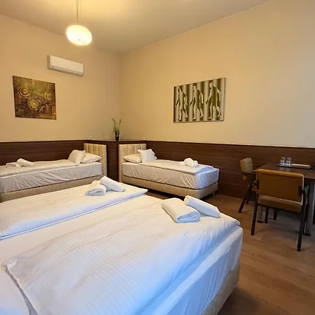 Livora Boutique 3* Budapest