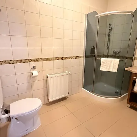Livora Boutique Szálloda 3*