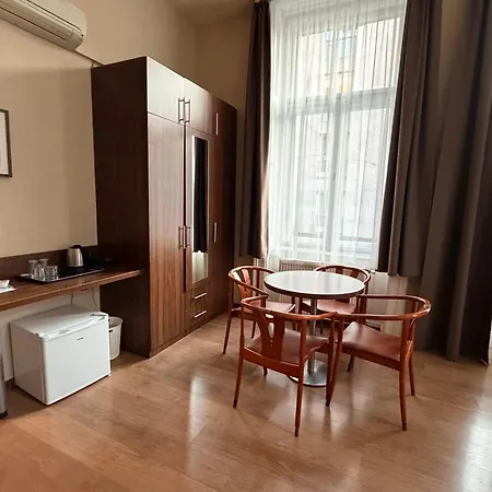 Livora Boutique 3* Budapest